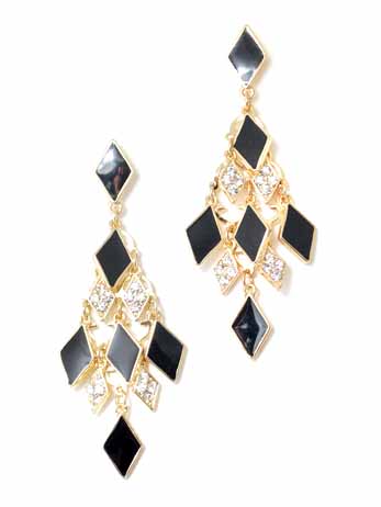 black-chandelier-earrings
